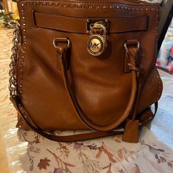 Micheal kors bag - Picture 3 of 4